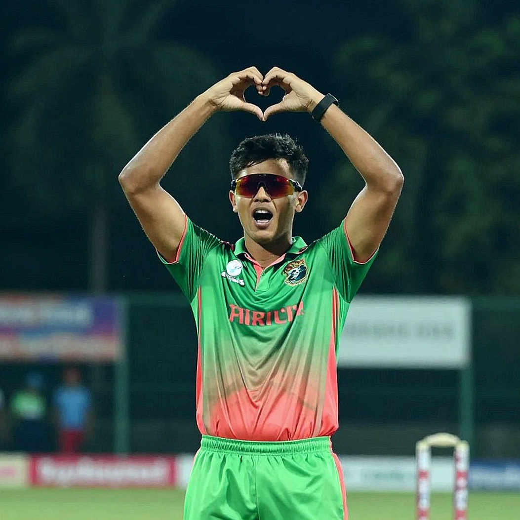 সবুজ পিচ, শান্ত লাড আর ওয়াংখেড়ের নতুন শ্বাস: মুম্বইয়ের পুনরুত্থান কি সত্যিই শুরু?