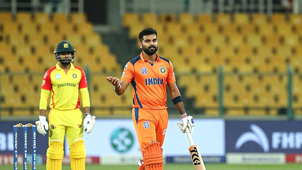 The Dew Window and the 25-Metre Band: Why Asia's Spin-Block Has To Be Redrawn Every Season The Dew Window and the 25-Metre Band: Why Asia's Spin-Block Has To Be Redrawn Every Season
