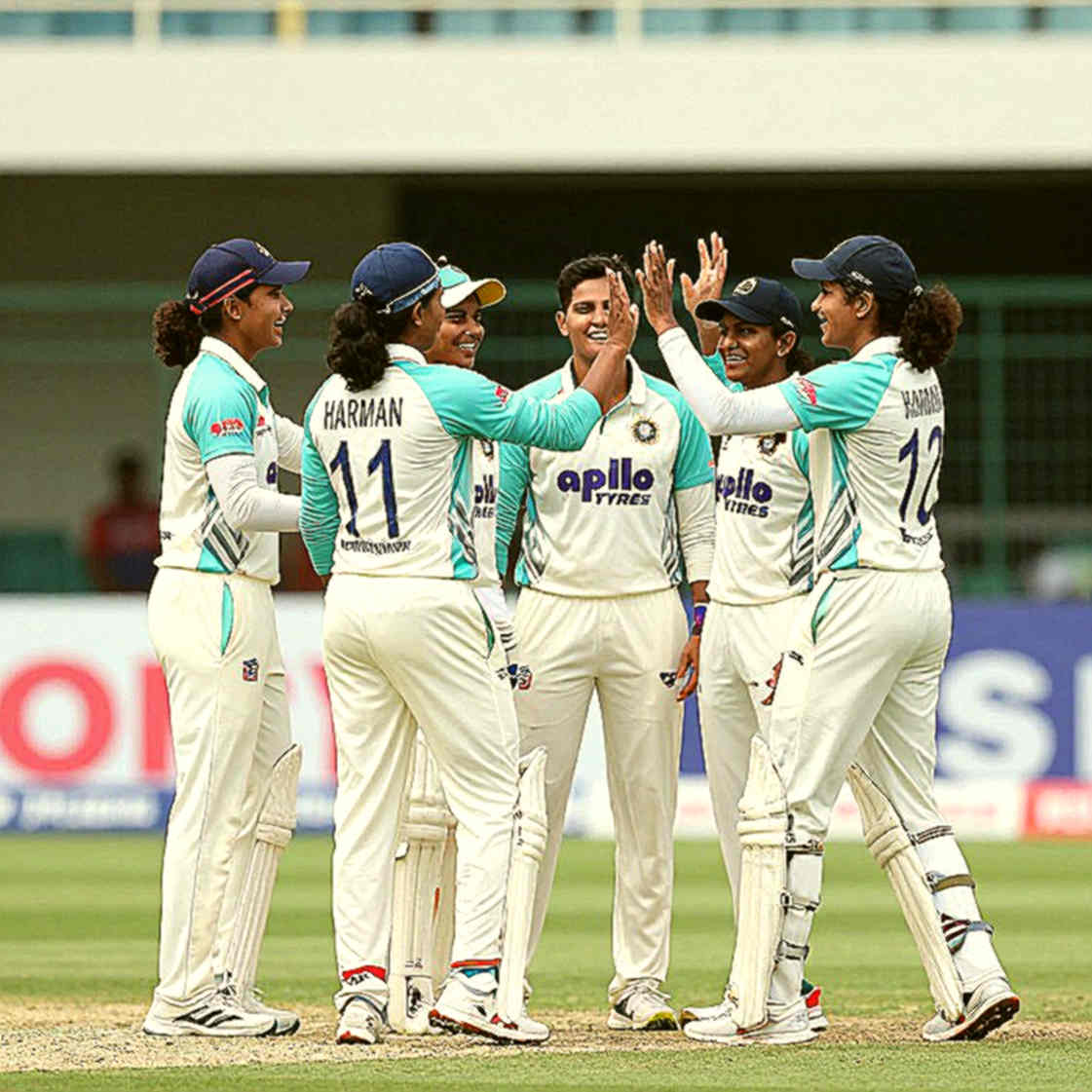 ক্লিন সুইপের আড়ালে: জিম্বাবুয়ে সফরে ওয়েস্ট ইন্ডিজ নারী দলের দুই ফরম্যাট, দুই মুখ ক্লিন সুইপের আড়ালে: জিম্বাবুয়ে সফরে ওয়েস্ট ইন্ডিজ নারী দলের দুই ফরম্যাট, দুই মুখ